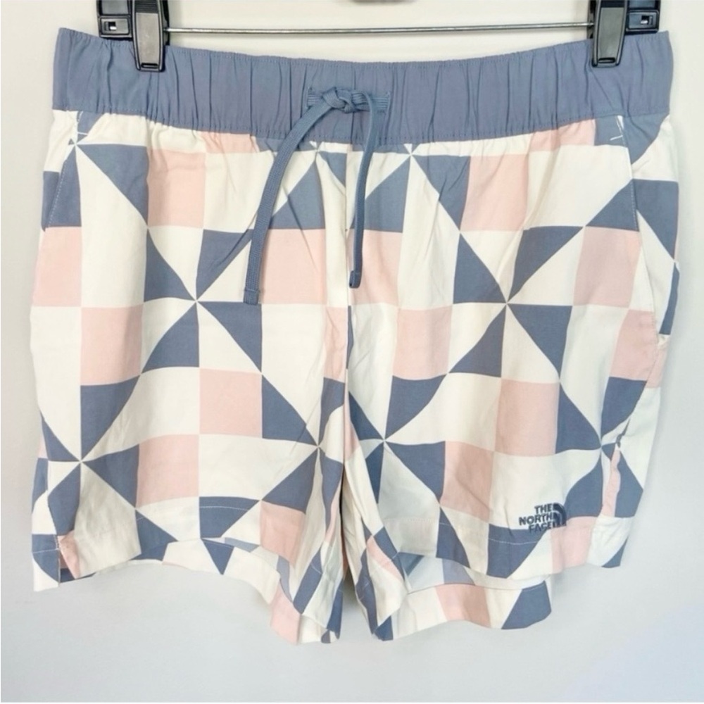 The North Face Women's Class V Shorts Evening Sand Pink Patchwork Print Large